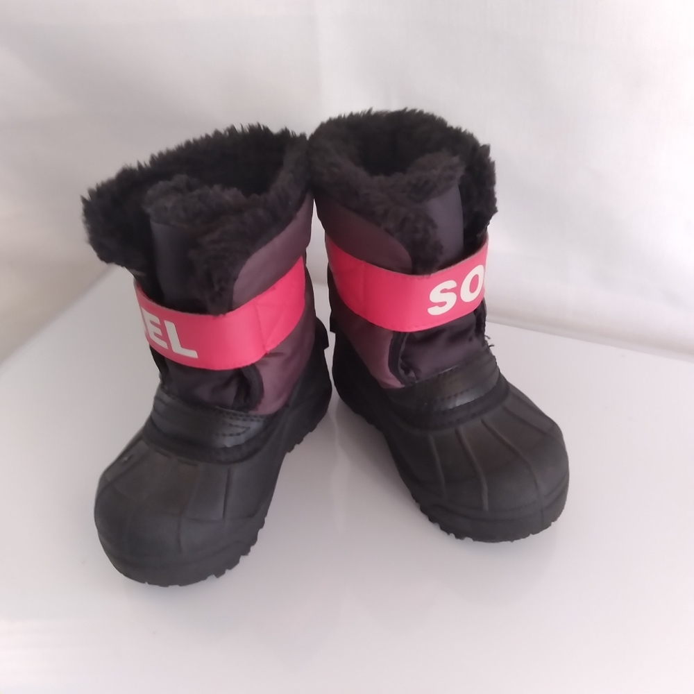 Sorel Kids Sz 7 Winter Snow Rain Boots Black and Red